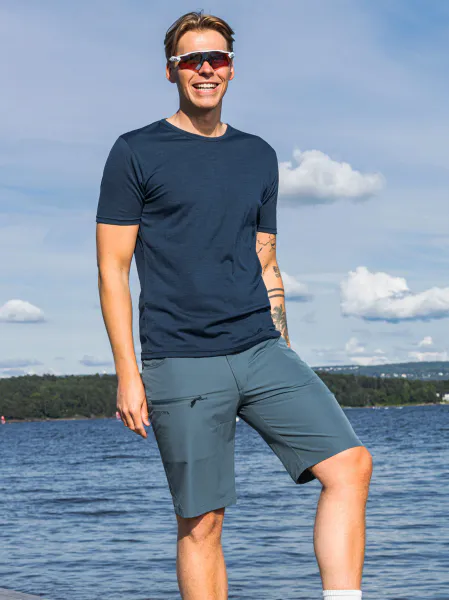 Hovedbilde Move On Bolkesjø shorts Iron Blue Herre