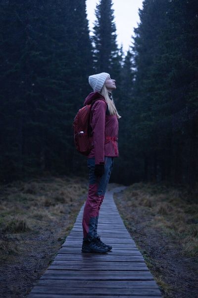 Hovedbilde Voxtur Vindur Jakke og bukse Earth red